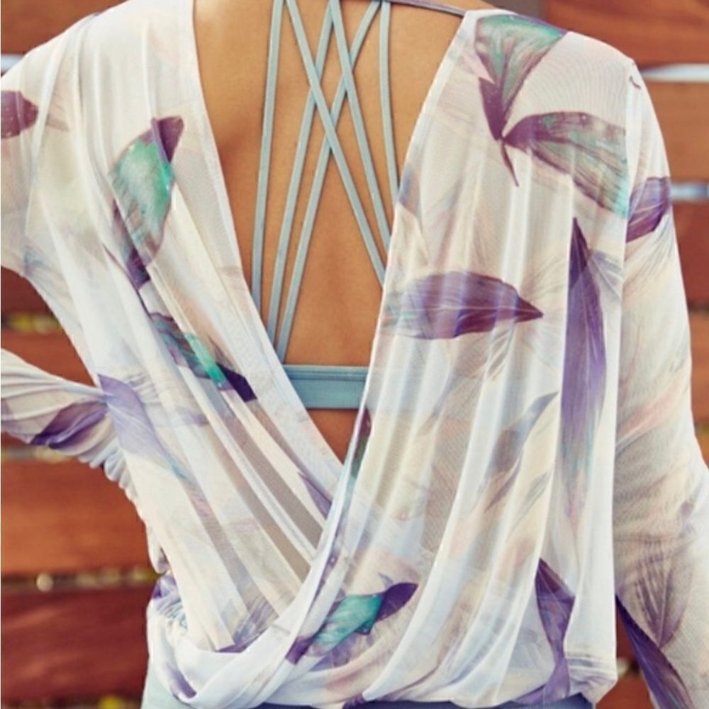 Fabletics Treva top size XS NWT - Picture 2 of 7